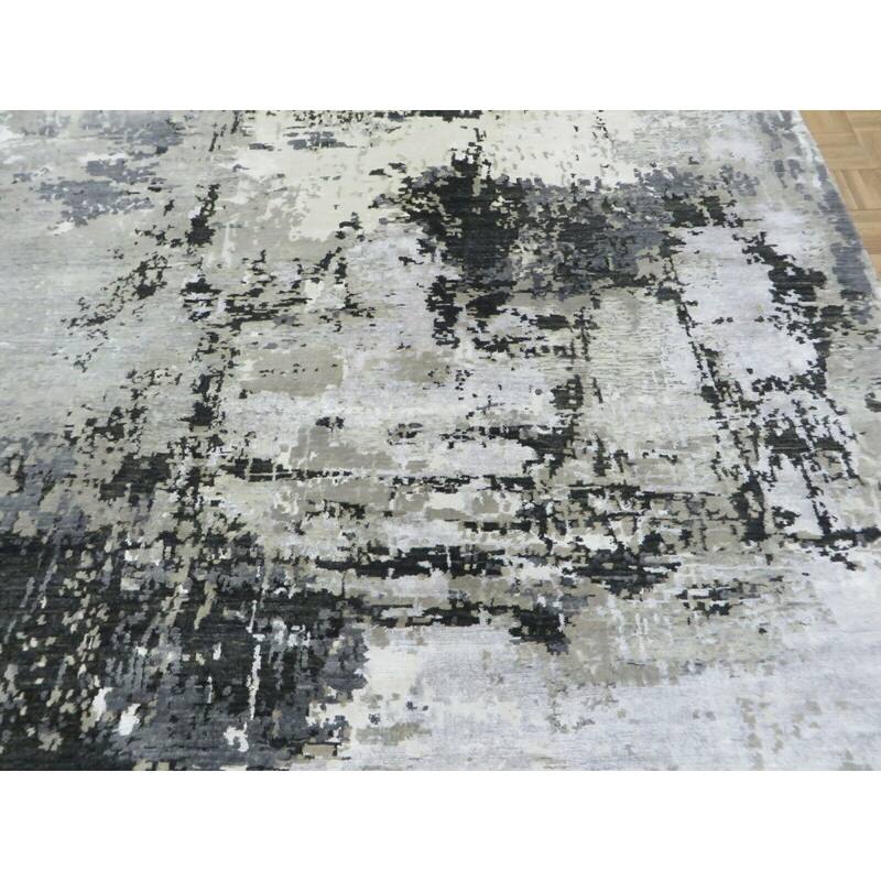 Hand Knotted Gray Modern with Wool & Silk Oriental Rug (8'1" x 8'1